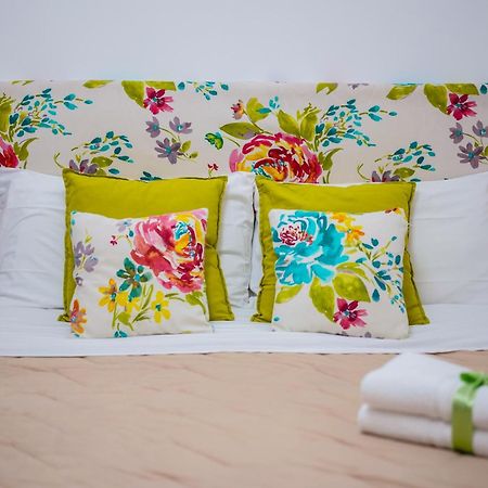 Duomo Street Bed & Breakfast เนเปิลส์ ภายนอก รูปภาพ