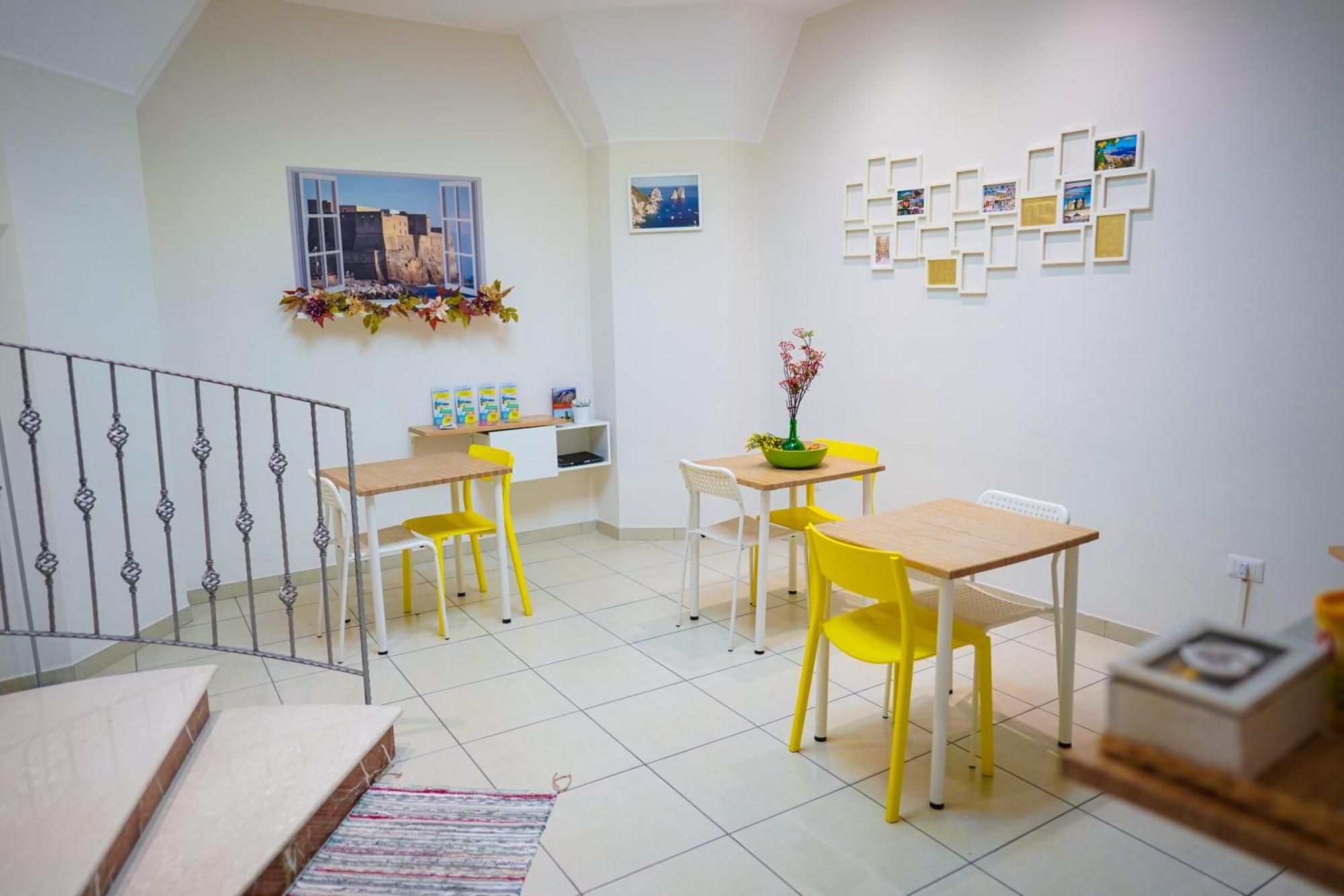 Duomo Street Bed & Breakfast เนเปิลส์ ภายนอก รูปภาพ