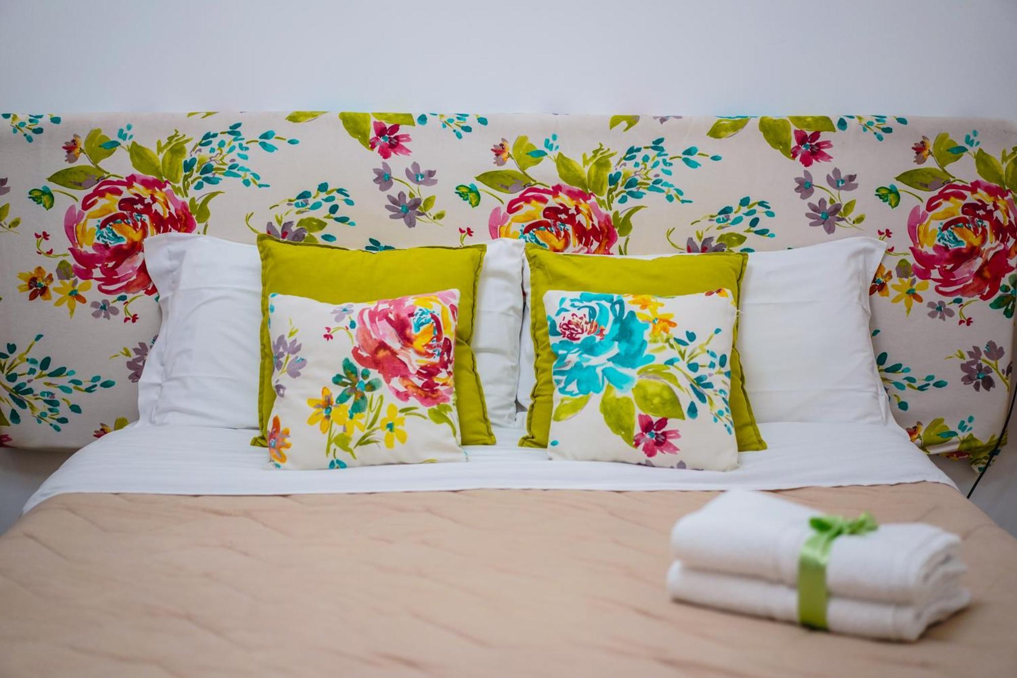 Duomo Street Bed & Breakfast เนเปิลส์ ภายนอก รูปภาพ